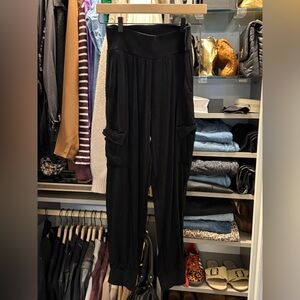 London - Women's Silky joggers - M